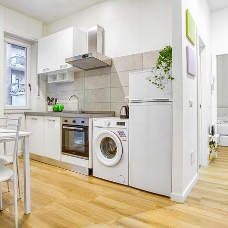 Joivy Warm And Inviting Flat With Balcony Apartment มิลาน ภายนอก รูปภาพ